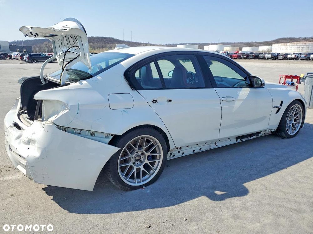 BMW M3 - 4