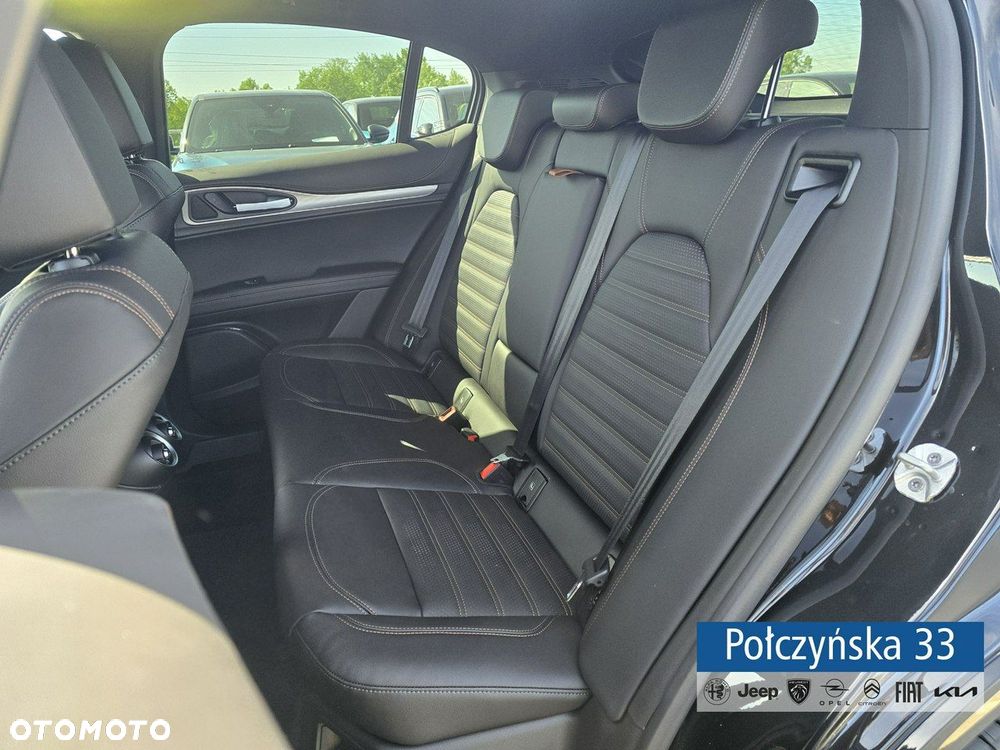 Alfa Romeo Stelvio - 23