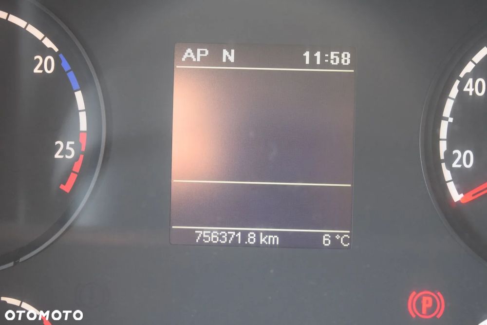 Scania R560 6x4 - 11