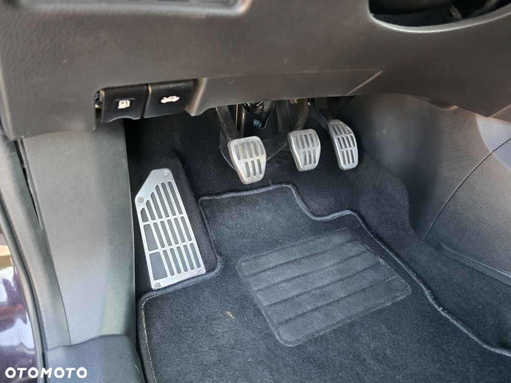Nissan Qashqai 1.6 DIG-T N-Connecta - 11