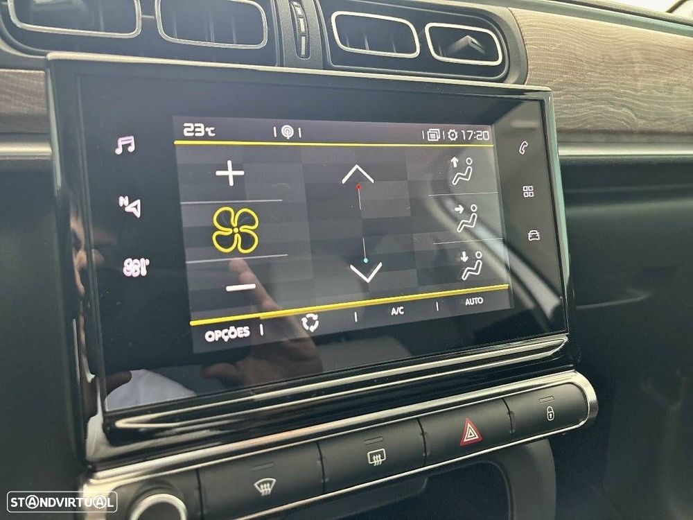 Citroën C3 1.2 PureTech Shine - 15