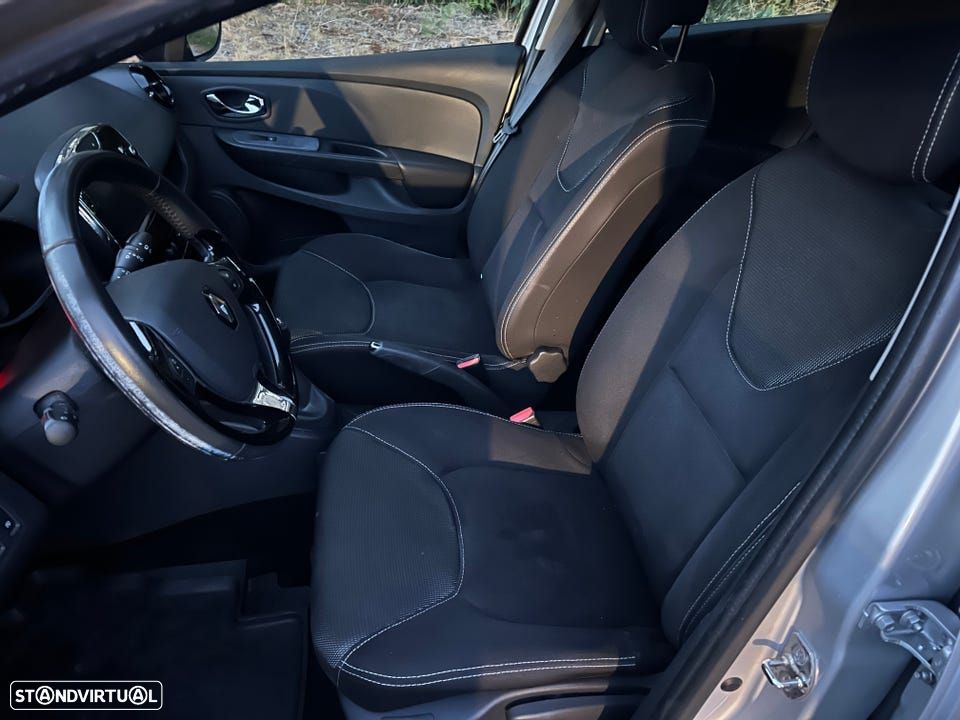 Renault Clio - 7
