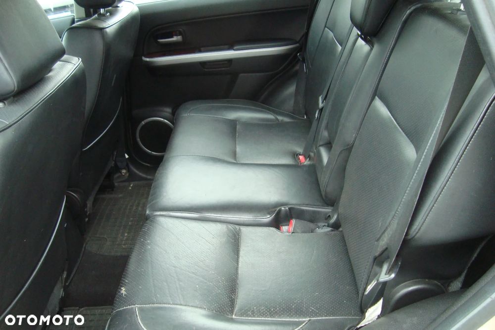 Suzuki Grand Vitara - 12