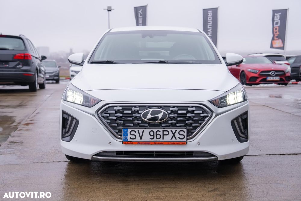 Hyundai IONIQ 1.6 GDI Premium - 6