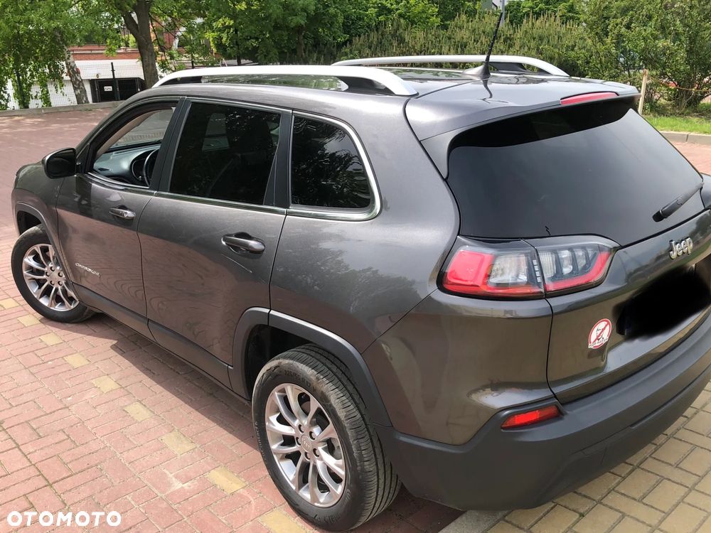 Jeep Cherokee - 2