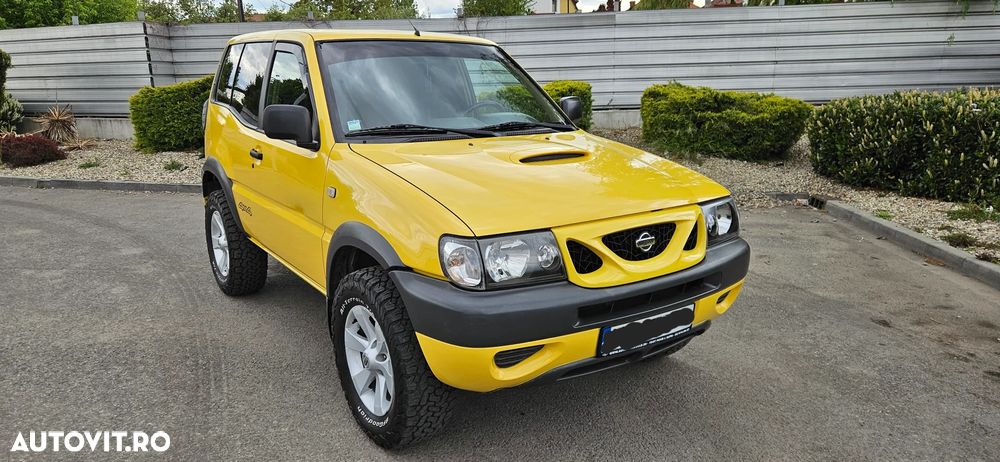 Nissan Terrano 2.7 TDI Sport - 3