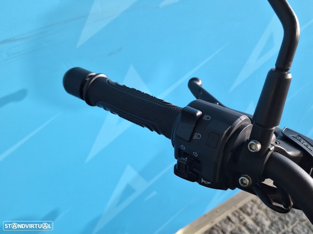 Benelli Leoncino 500 - 5