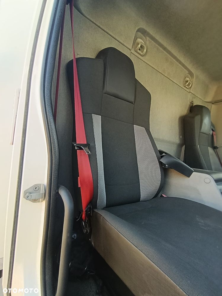 FOTEL PASAŻERA PASAŻER RENAULT GAMA D WIDE EURO 6 - 1