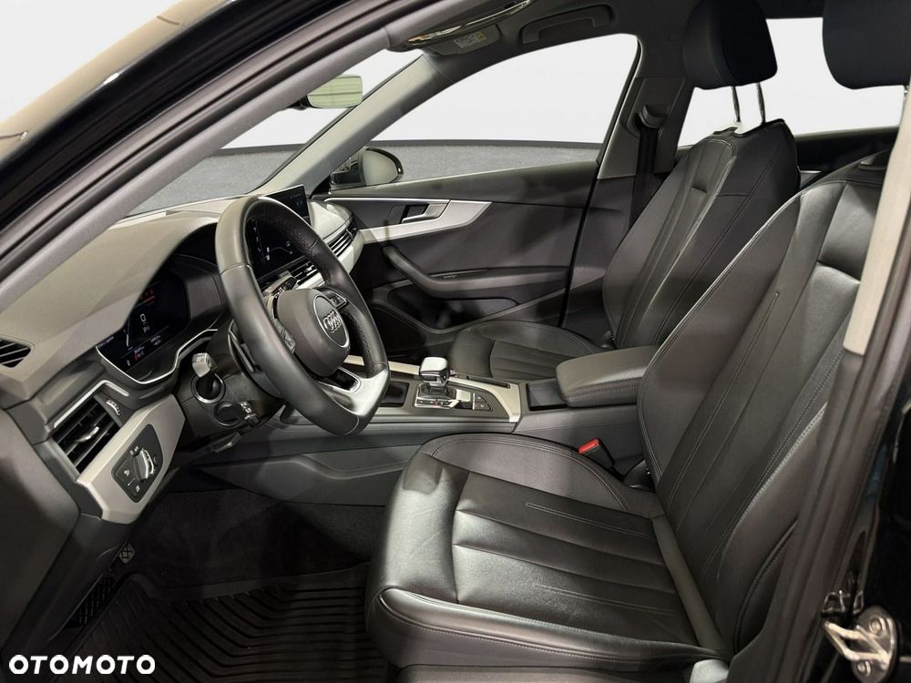 Audi A4 Limousine - 31