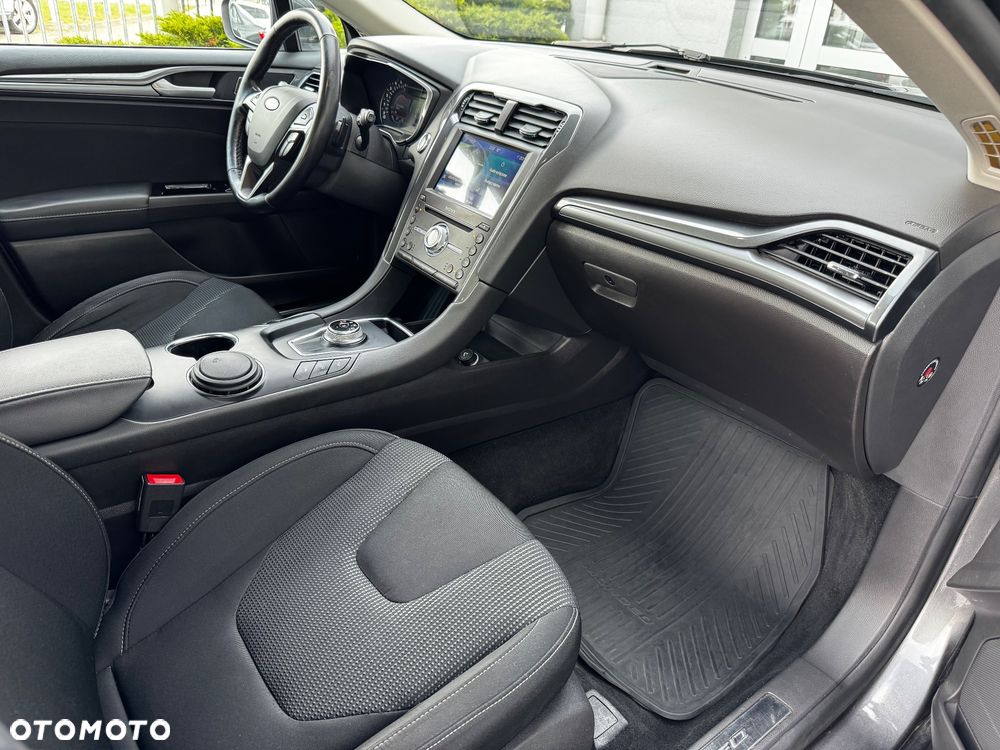 Ford Mondeo 2.0 EcoBlue Titanium - 14