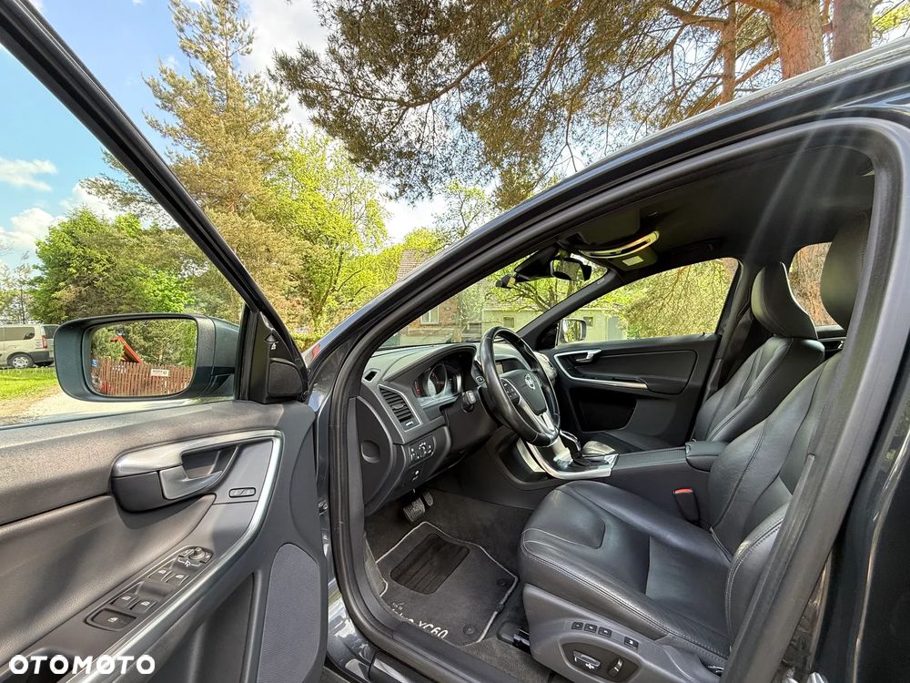 Volvo XC 60 D4 Geartronic Summum - 14