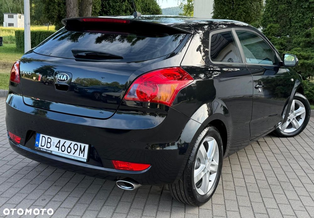 Kia ProCeed 1.4 CVVT Dream-Team Edition - 12