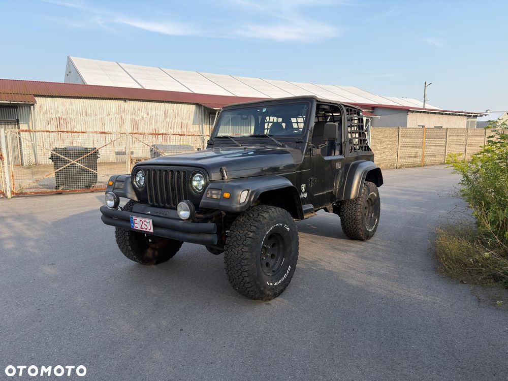 Jeep Wrangler - 7
