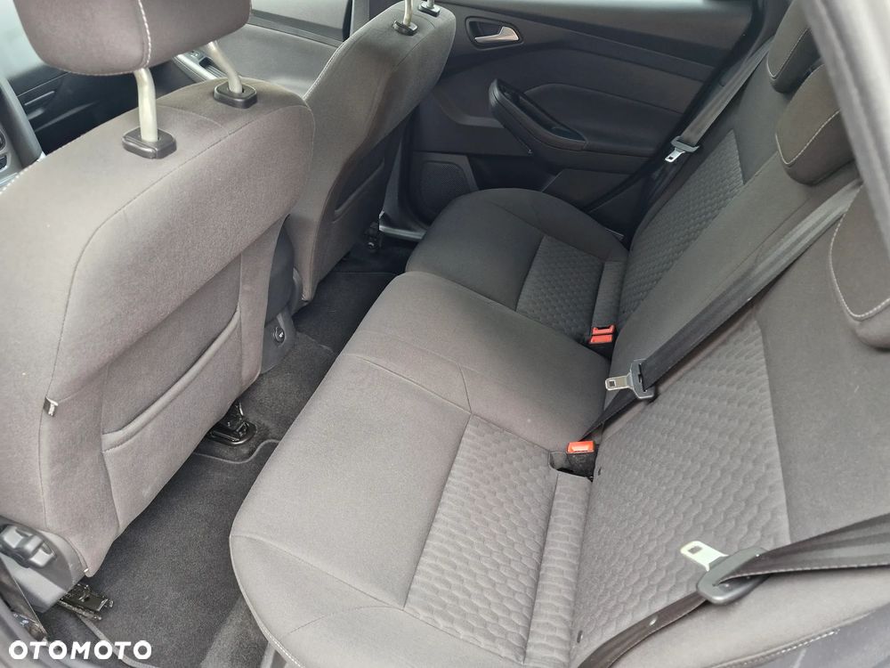 Ford Focus 1.0 EcoBoost STart-Stopp-System TITANIUM - 17