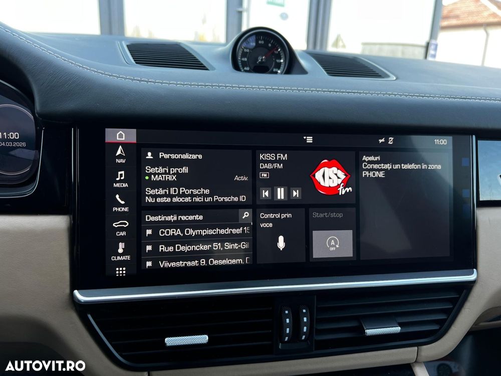 Porsche Cayenne - 25