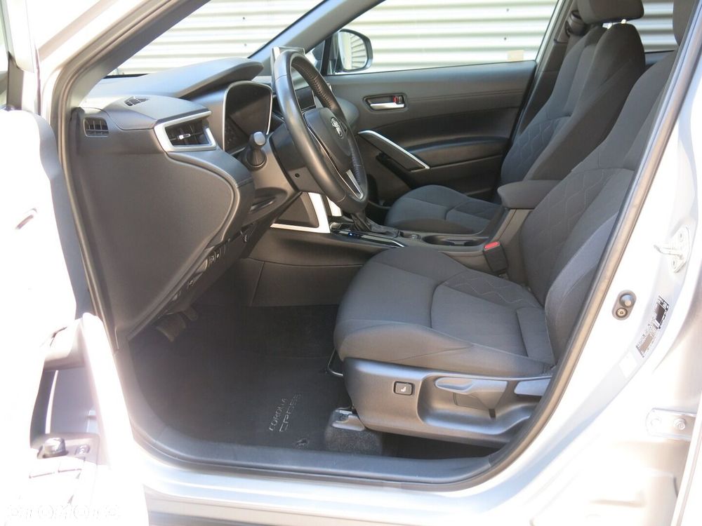 Toyota Corolla Cross 2.0 Hybrid Style - 12