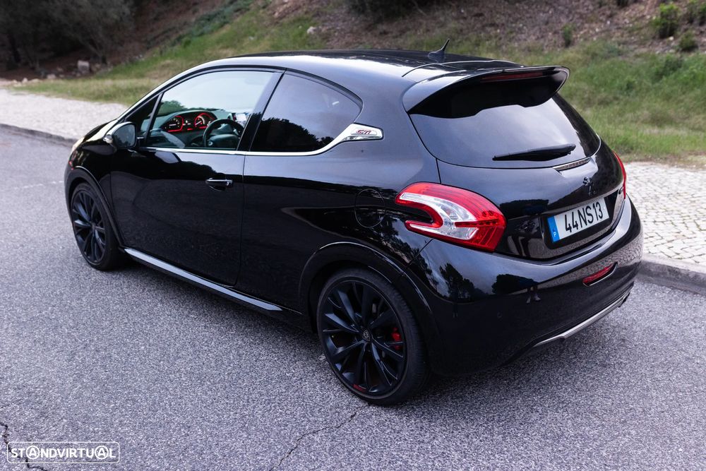 Peugeot 208 1.6 THP GTi - 4