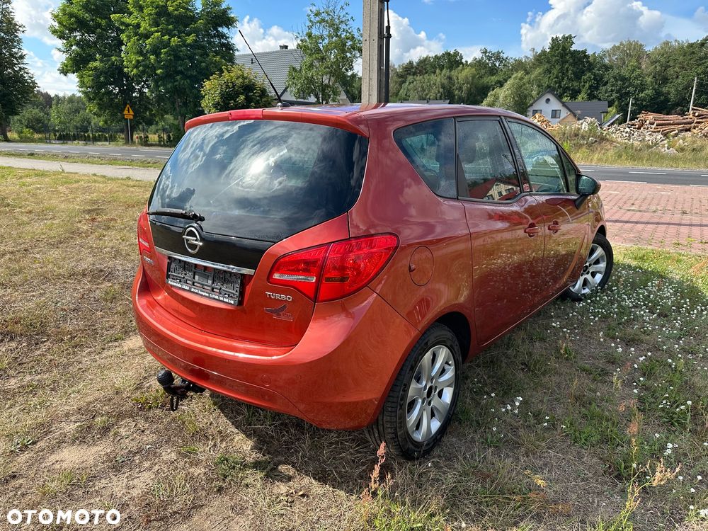 Opel Meriva 1.4 T Cosmo S&S - 3