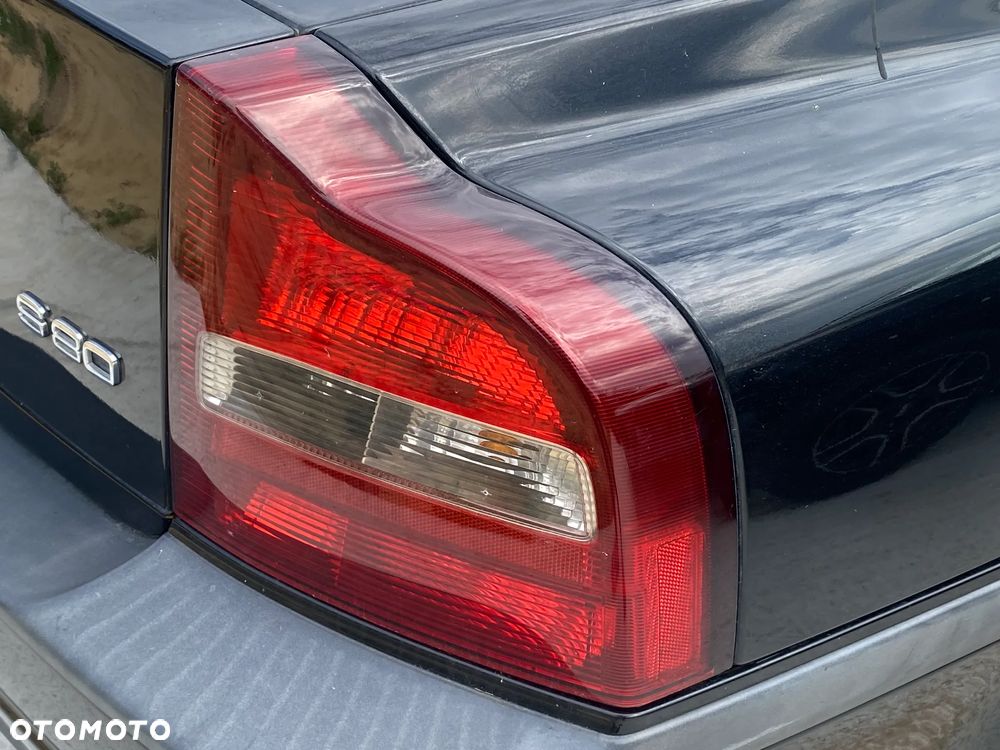 VOLVO S80 I 2.0 Lampa prawa tył tylna Europa Sedan - 2