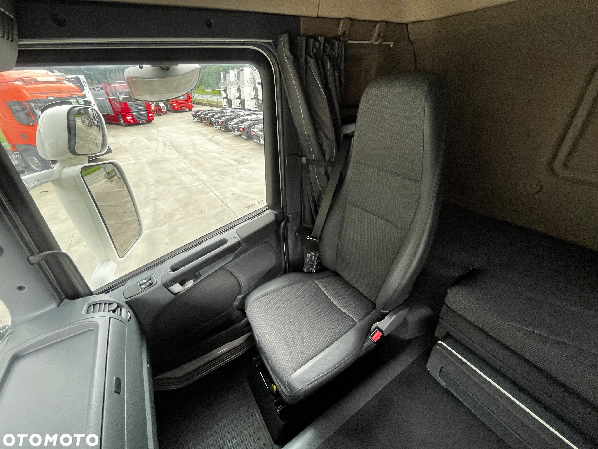 Scania G450 // 6x2// Skrzynia 6.40x2.49 // HDS Palfinger // Oś skrętna podnoszona // - 31
