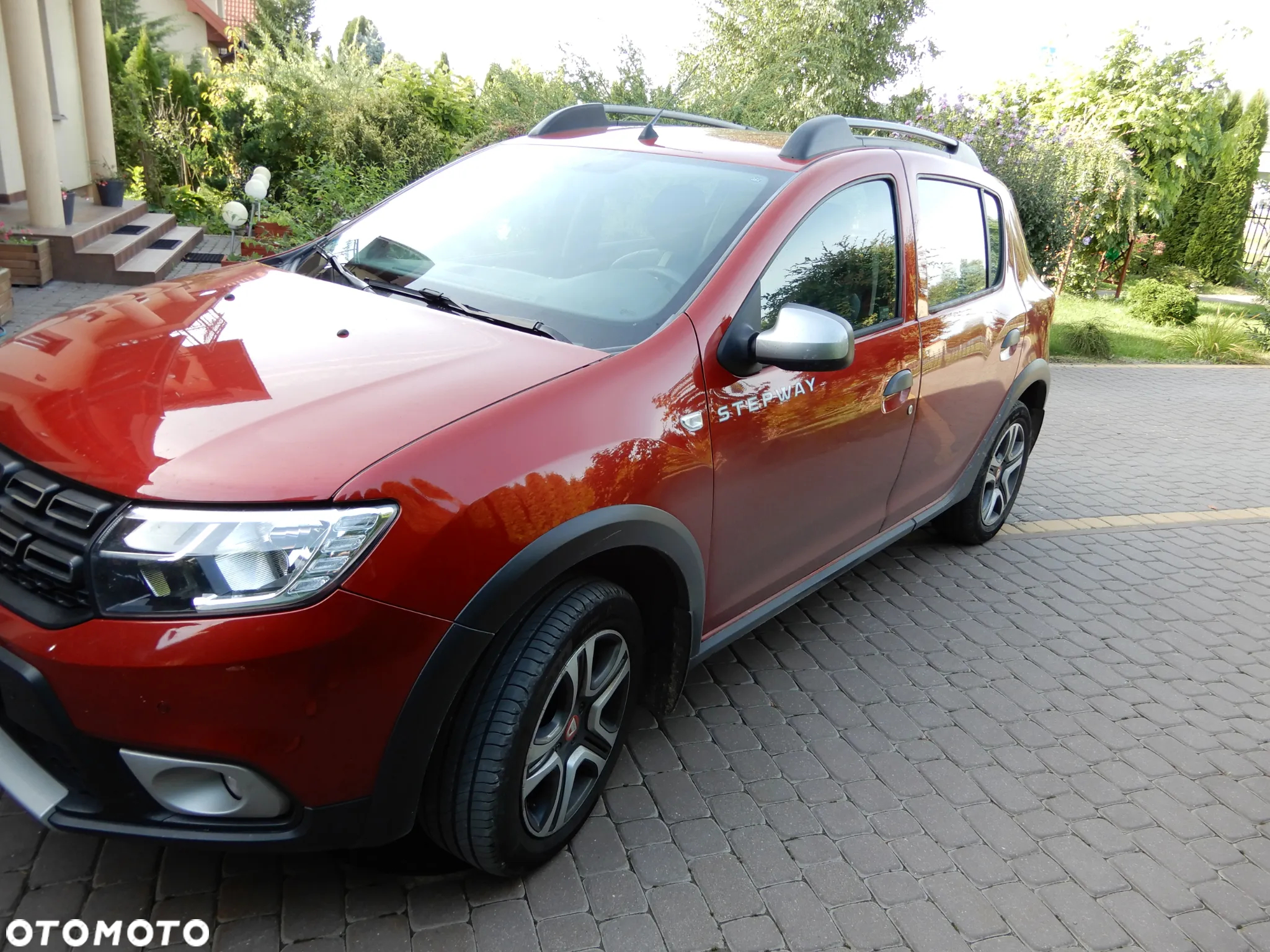 Dacia Sandero 1.0 TCe Laureate S&S - 4