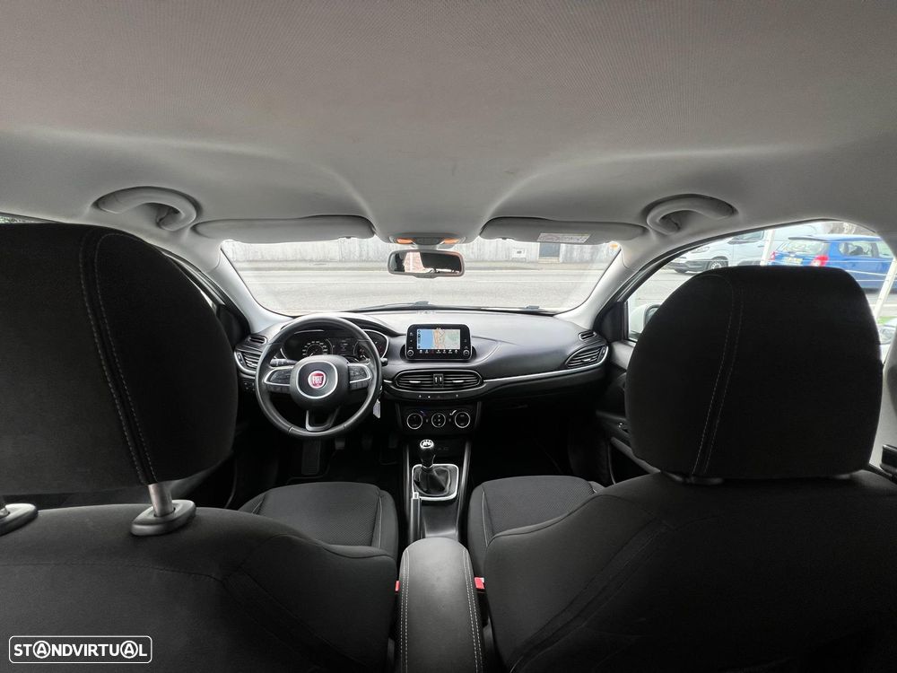 Fiat Tipo Station Wagon 1.3 M-Jet Lounge Tech - 15