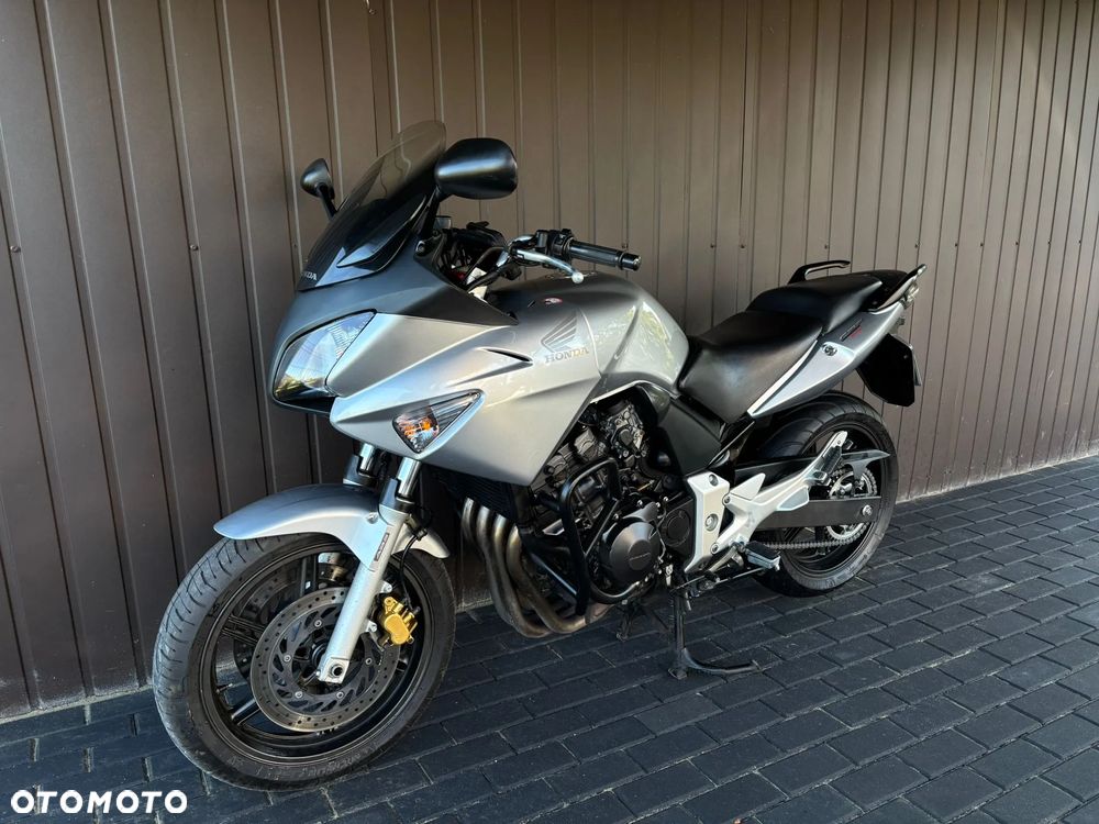 Honda CBF - 13