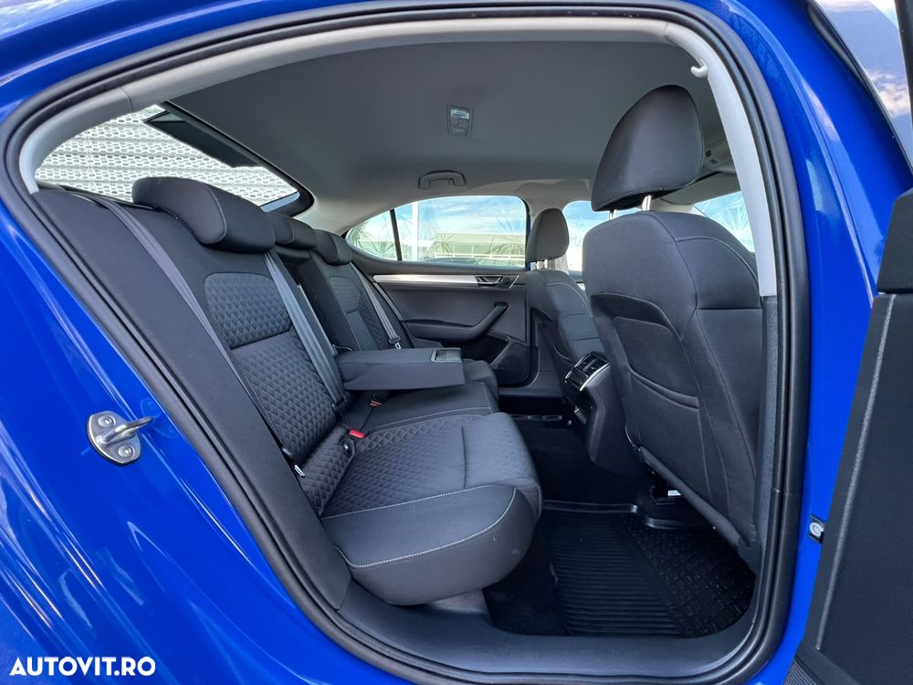 Skoda Superb 2.0 TDI DSG Ambition - 15
