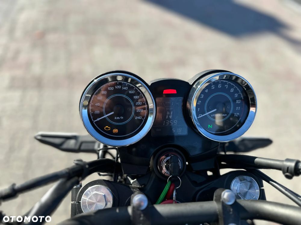 Kawasaki Z 650 RS - 18