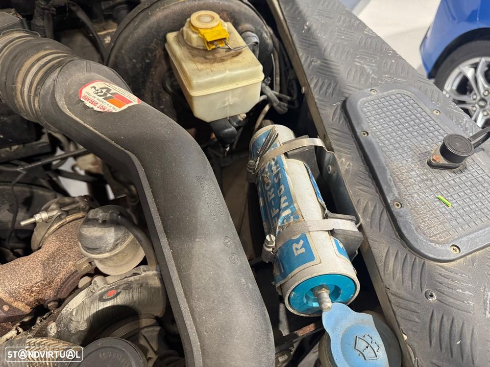 Land Rover Defender 90 2.5 TD5 Metal Top - 33