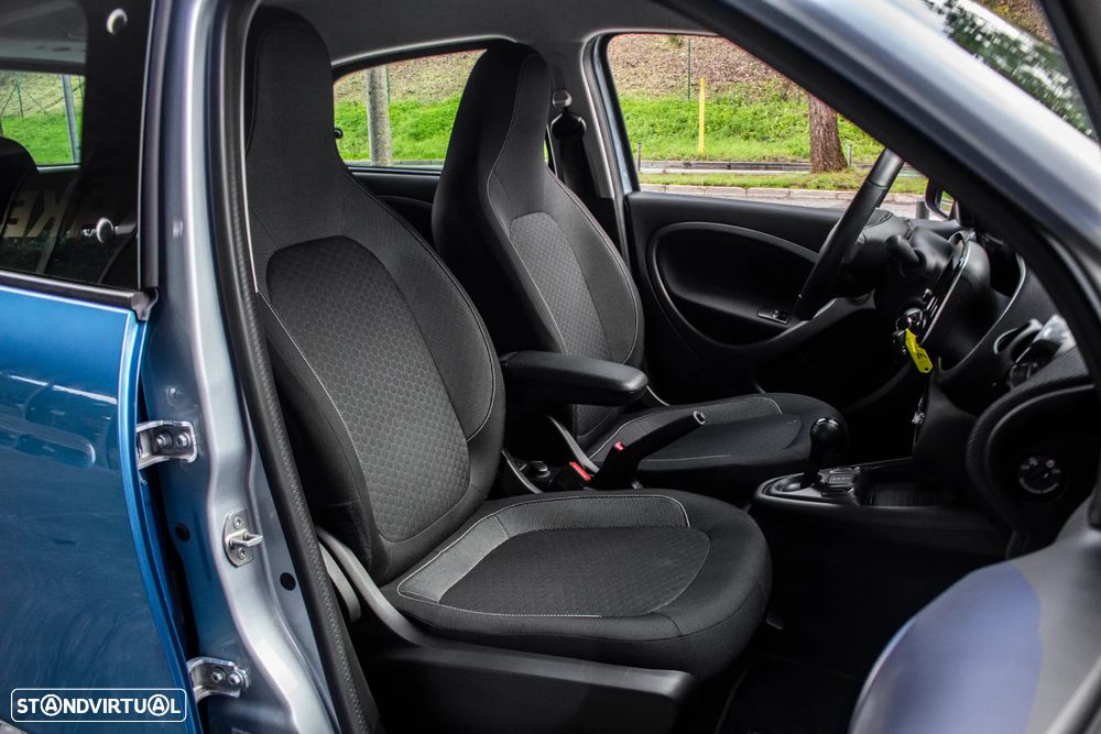 Smart ForFour EQ pulse - 26