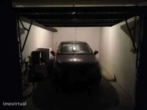 Garagem fechada para venda – Centro de Aveiro - Grande imagem: 2/2