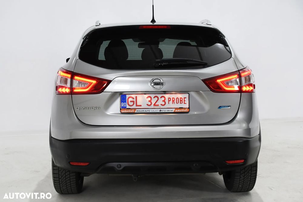 Nissan Qashqai 1.5 DCI N-Connecta - 11