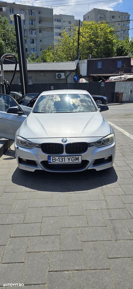 BMW Seria 3 320d Aut. Luxury Line - 23