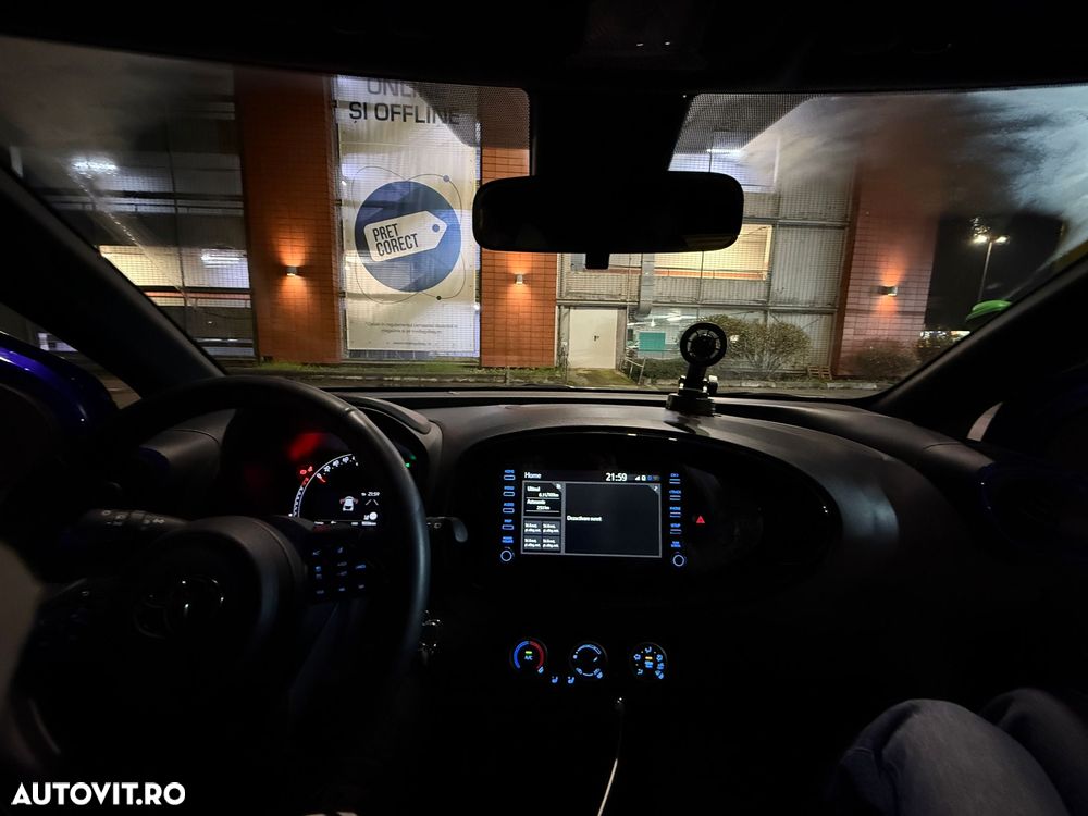 Toyota Aygo X 1.0l MT Active - 10