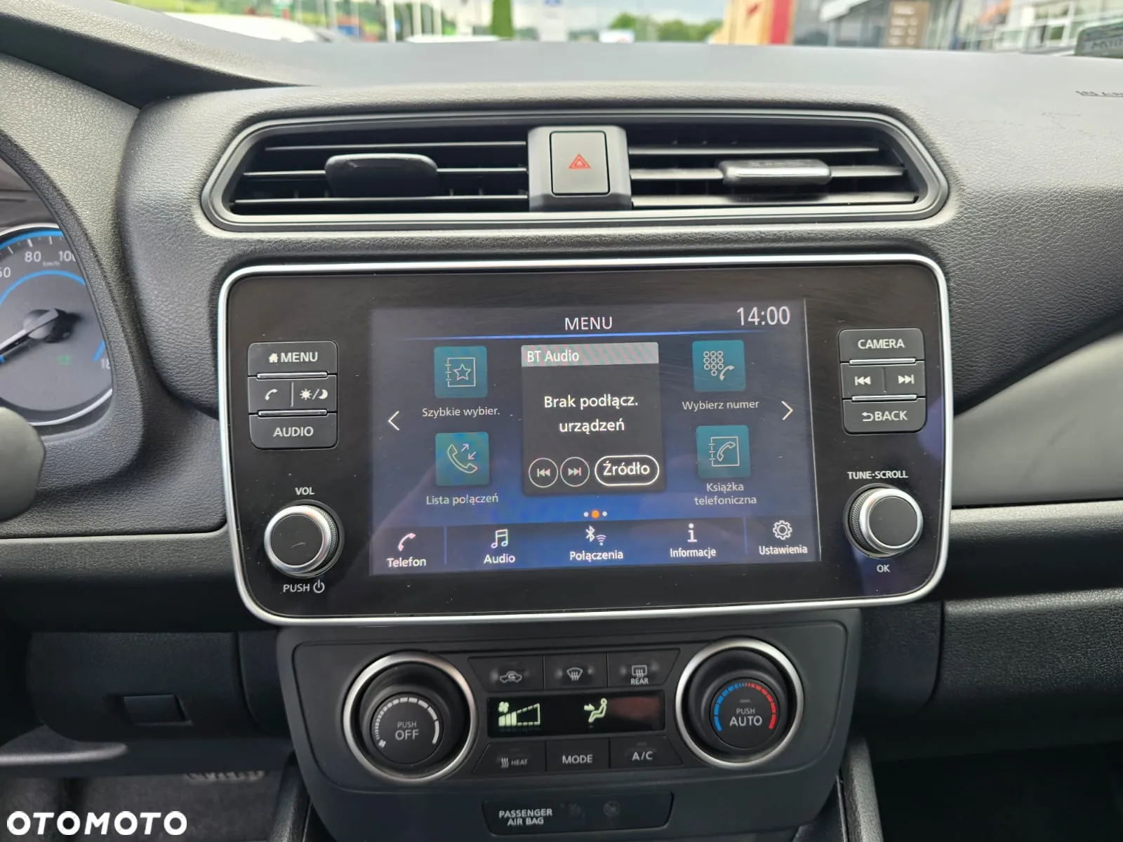 Nissan Leaf 40kWh N-Connecta - 15