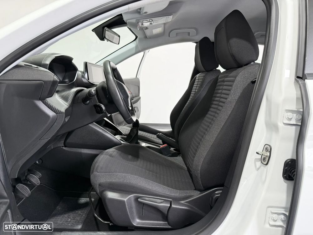 Peugeot 208 1.2 PureTech Active Pack - 28