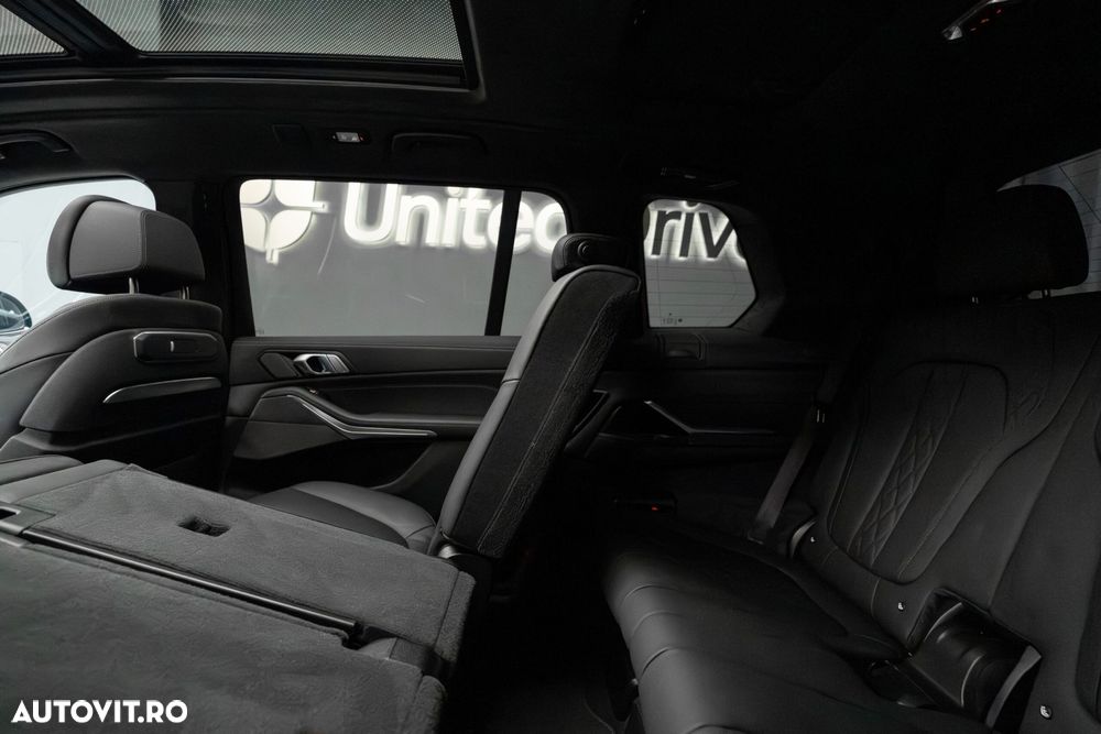 BMW X7 - 12