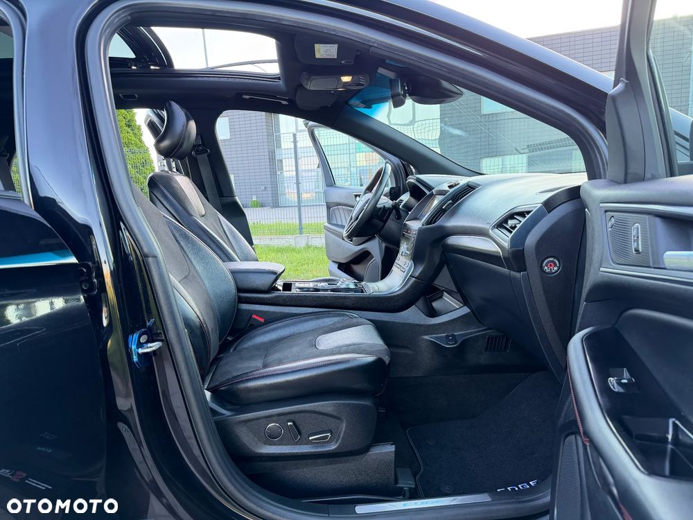 Ford Edge 2.0 EcoBlue Bi-Turbo 4x4 ST-LINE - 31