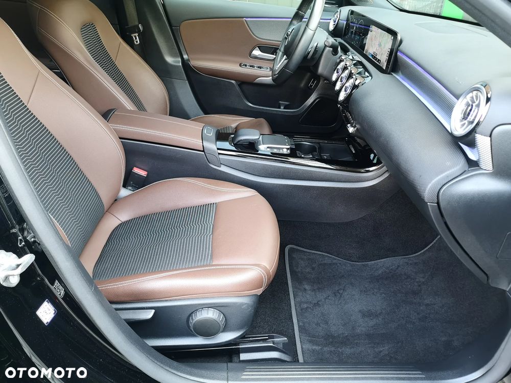 Mercedes-Benz Klasa A 250 e PHEV Progressive 8G-DCT - 24