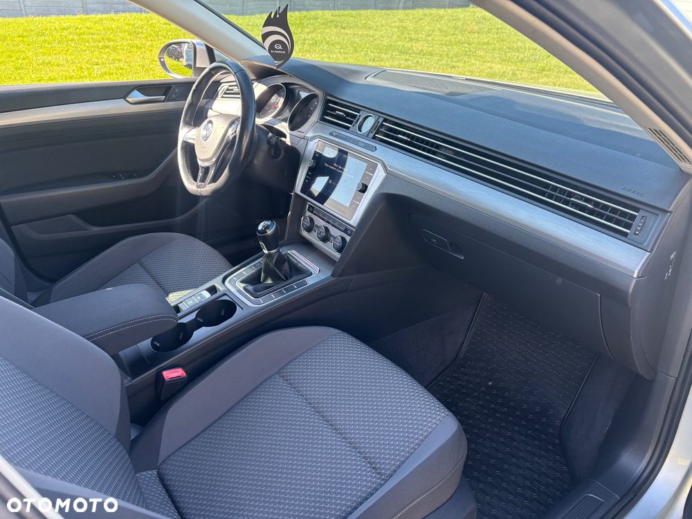 Volkswagen Passat 1.4 TSI BMT Comfortline - 11
