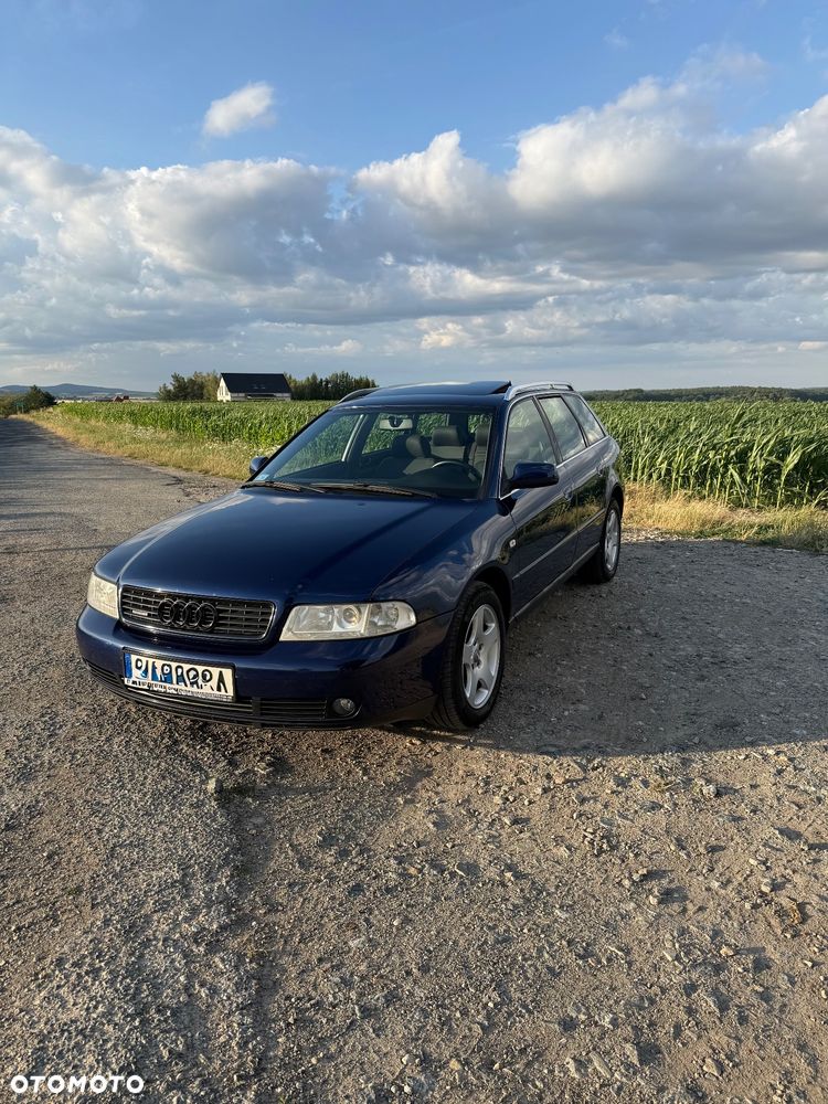 Audi A4 Avant - 2