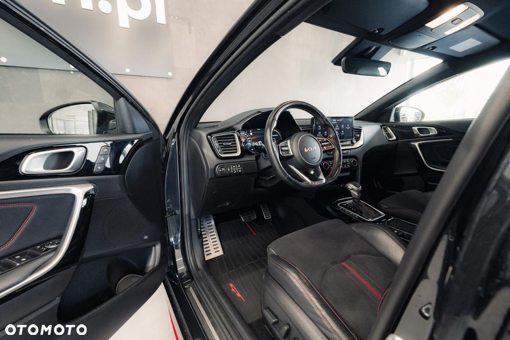 Kia ProCeed 1.6 T-GDI GT DCT - 10