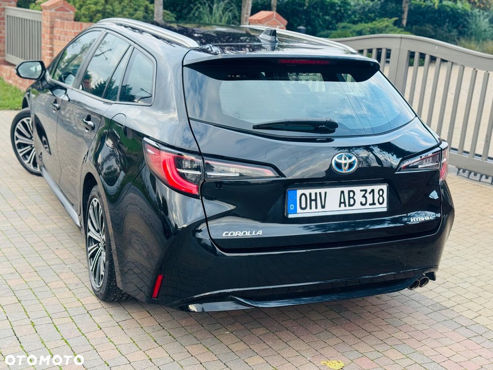 Toyota Corolla 2.0 Black&White - 4