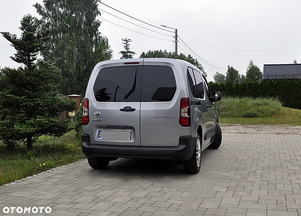 Toyota Proace City Verso 1.5 D-4D Family - 2