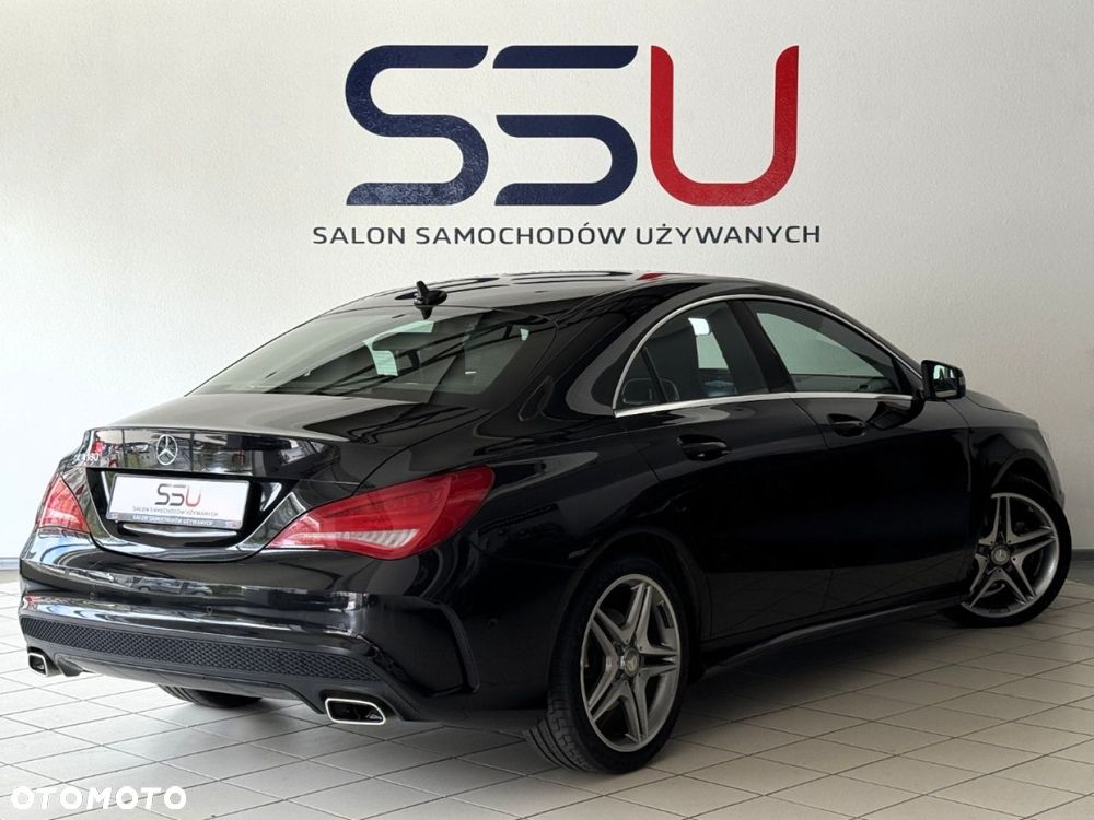 Mercedes-Benz CLA 180 AMG Line - 5
