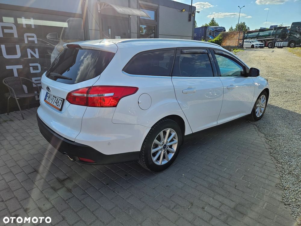 Ford Focus 2.0 TDCi Titanium ASS - 11