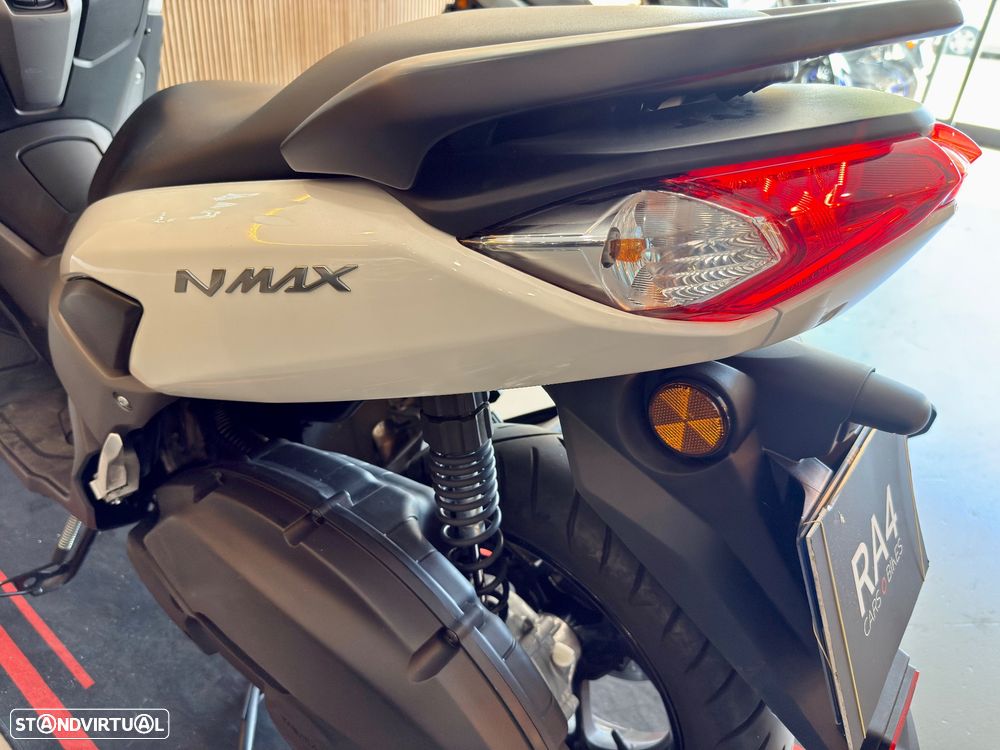 Yamaha NMAX - 12