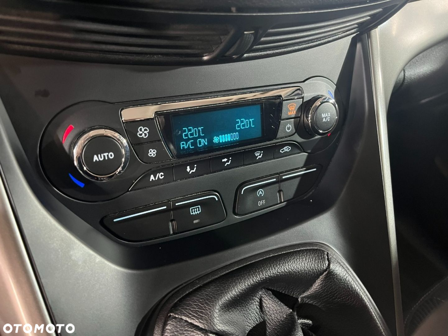 Ford Kuga - 8