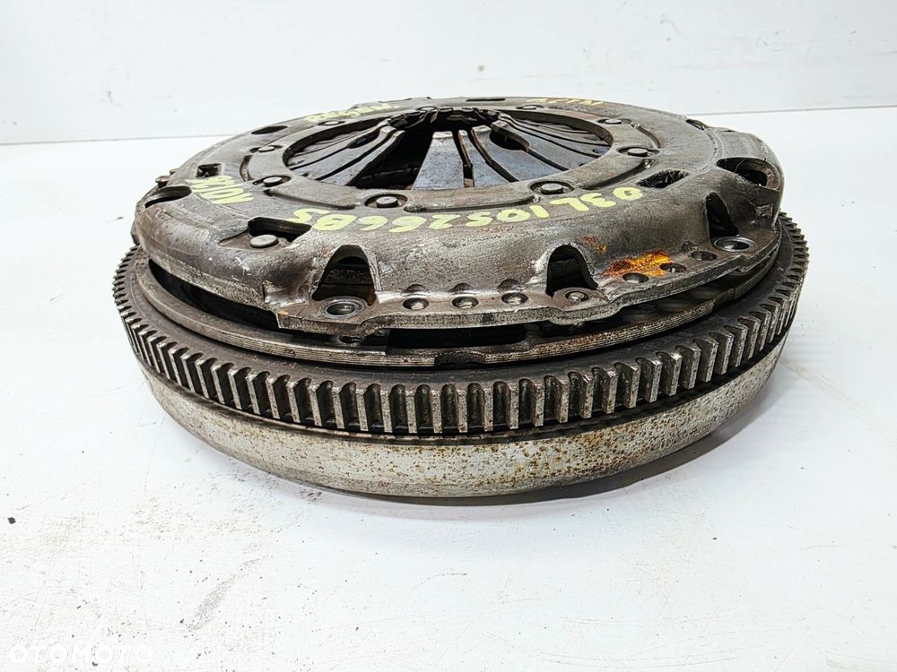 KOŁO DWUMASOWE SPRZĘGŁO AUDI VOLKSWAGEN SEAT SKODA 1.6TDI 03L105266BS 10/26 - 12